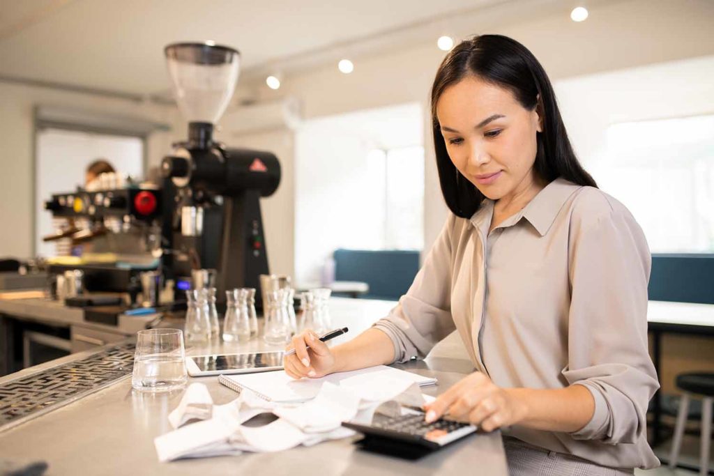 lady deciding to implement the cash discount program